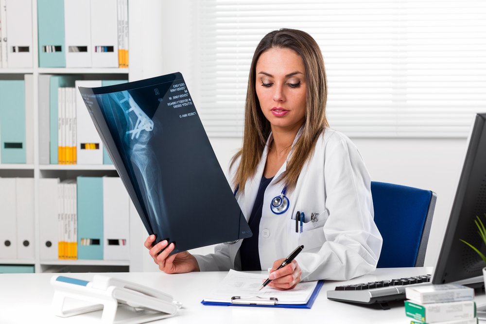 When to Seek Orthopedic Care for Knee Pain