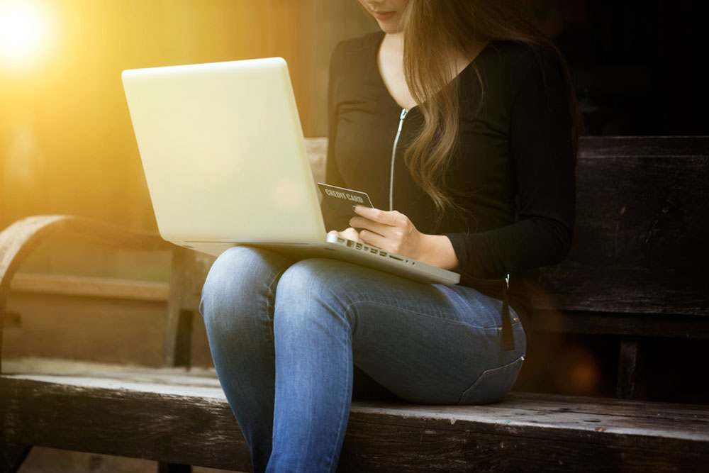 Essential Tips for Choosing Top-Rated Laptops