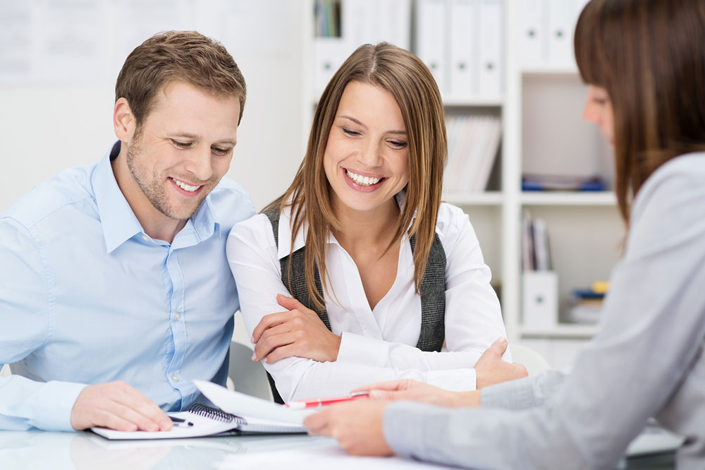 Different Types of Investment Consultants You Can Engage