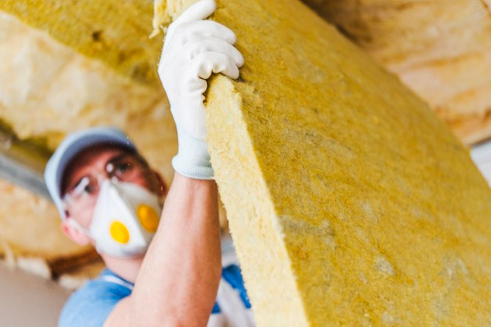 Top 4 Leading Roofing Contractors to Consider