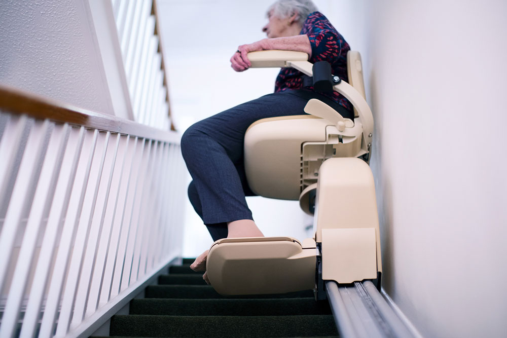 Advantages of Mobile Stairlifts for Elderly Independence