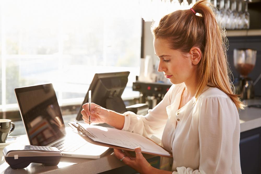 Essential Guide to Choosing the Right Internet Setup for Your Small Business