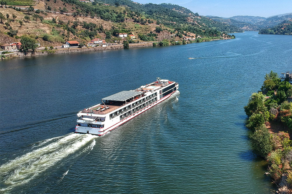 Discover the Top 3 Scenic River Cruises of 2022 for an Unforgettable Travel Experience