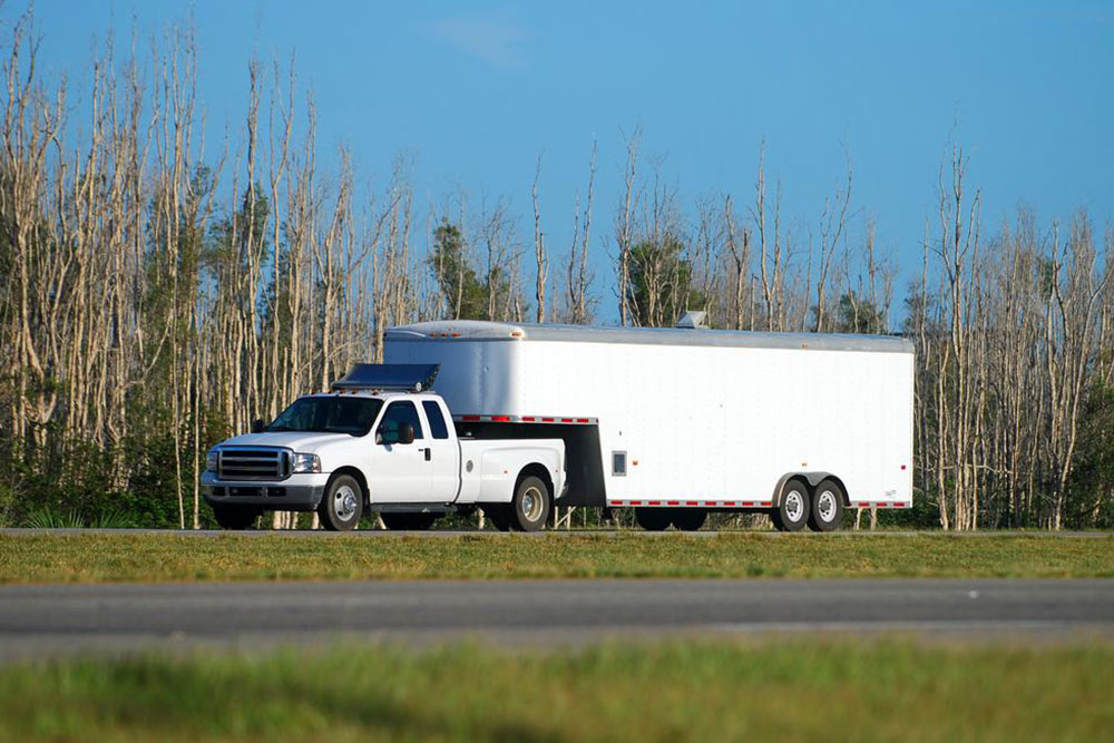 Essential Guide to Commercial Truck Insurance