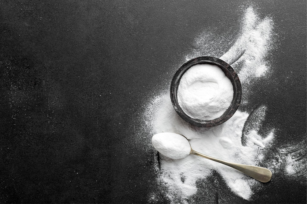 Natural and Safe Methods to Brighten Your Smile at Home