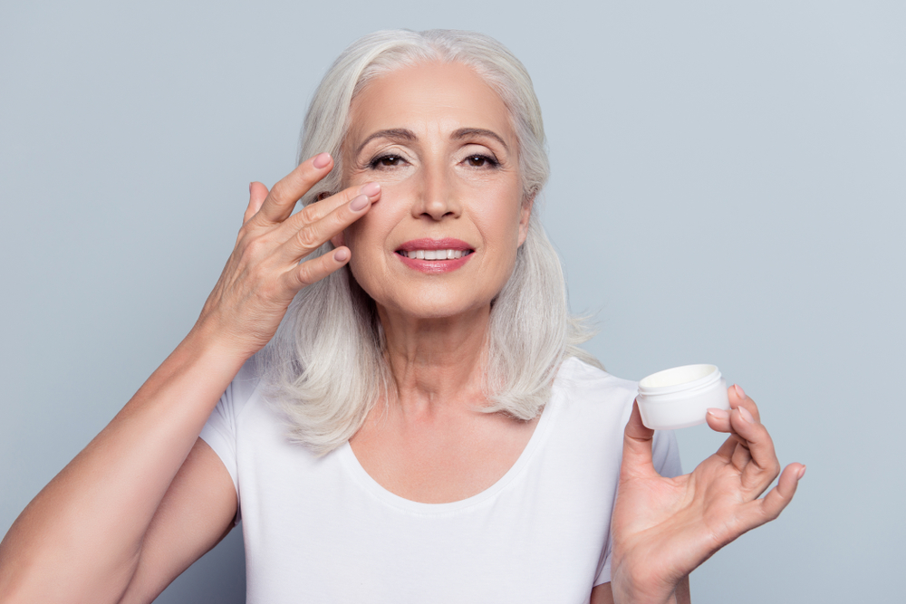 Complete Guide to Youthful Skin: Effective Anti-Aging Strategies and Products