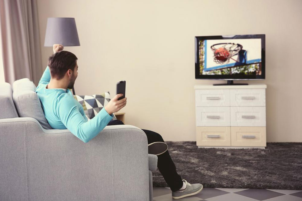 Essential Factors When Selecting a Satellite TV Service Provider