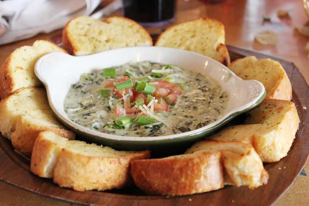 Simple and Tasty Party Dip Recipes You Can Make in Minutes