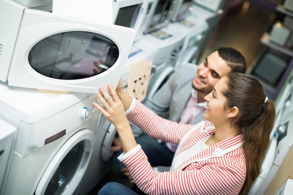 Essential Tips for Choosing the Right Microwave Oven