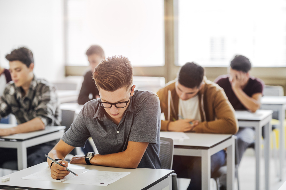 Understanding the Advantages of Virtual High School Education