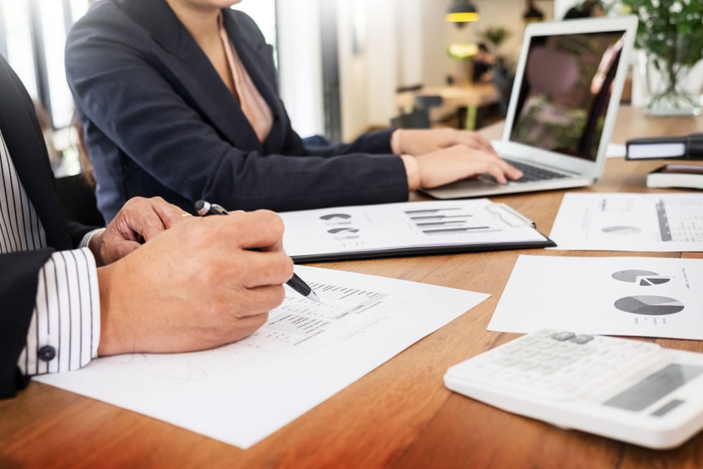 Top Short Courses to Enhance Business Management Skills