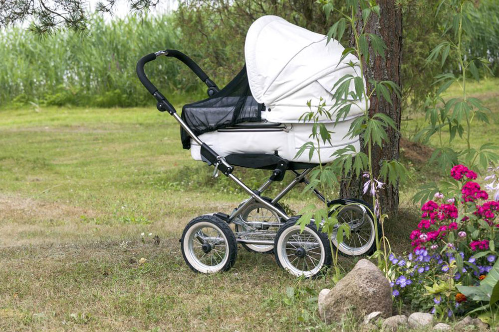 Choosing the Perfect Baby Stroller for Your Little One