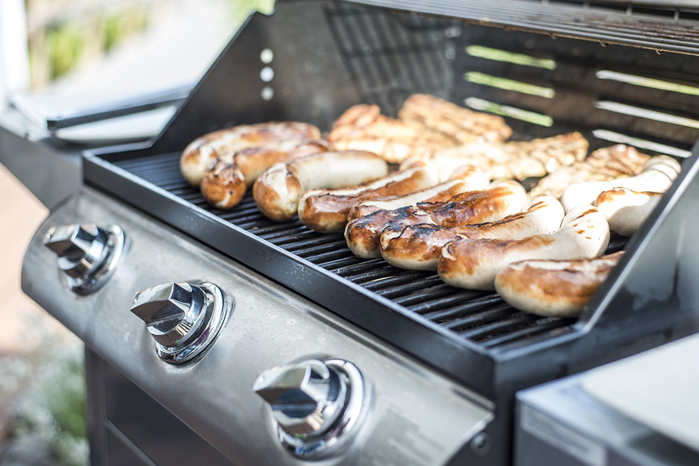 Guide to 5 Essential Types of Outdoor Grills for Every BBQ Enthusiast