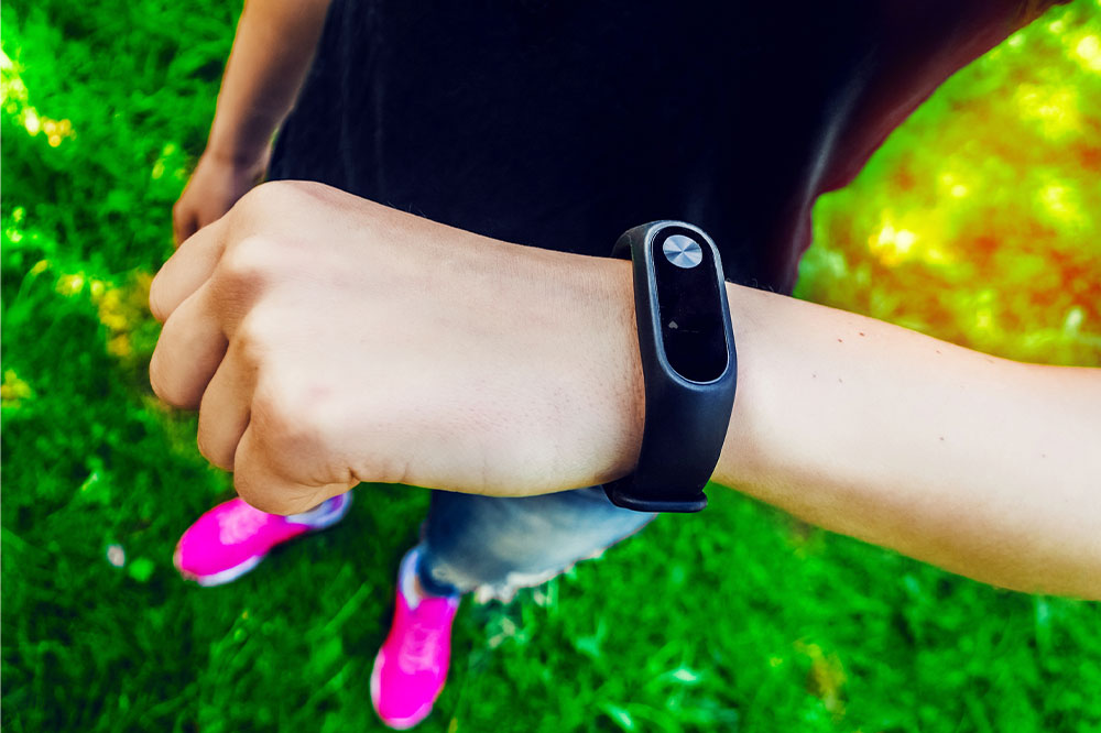 Top Fitbit Smartwatches and Accessories for Cyber Monday Deals