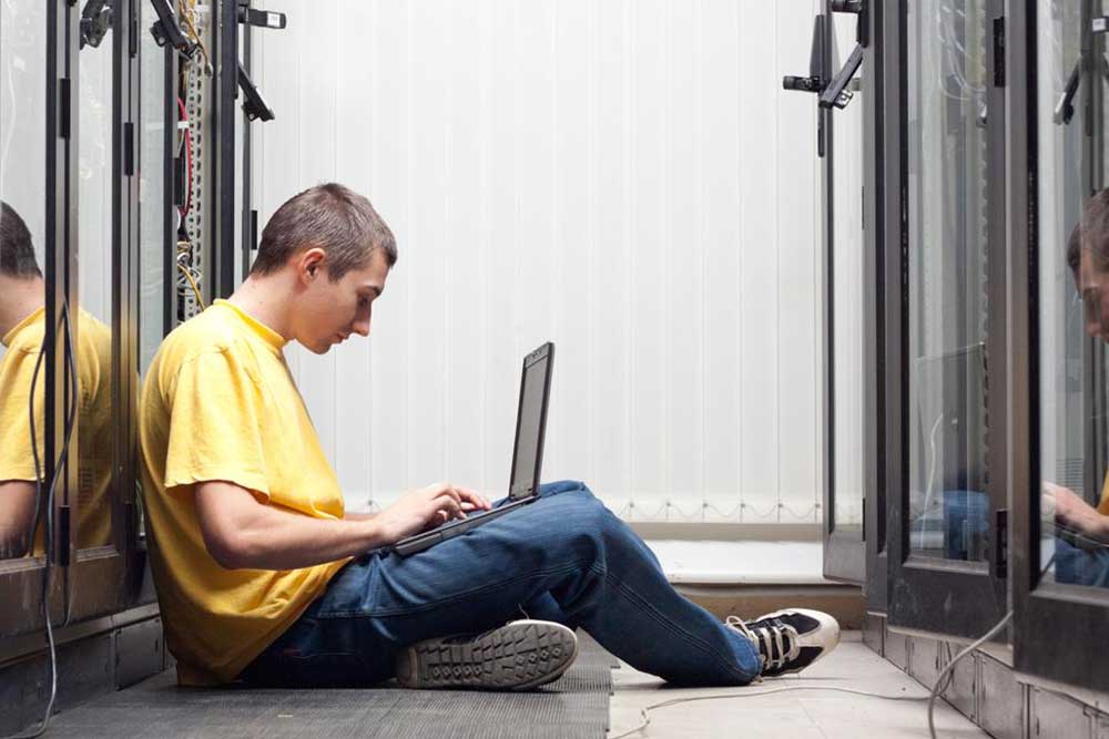 Top 4 Satellite Internet Providers for Business Connectivity