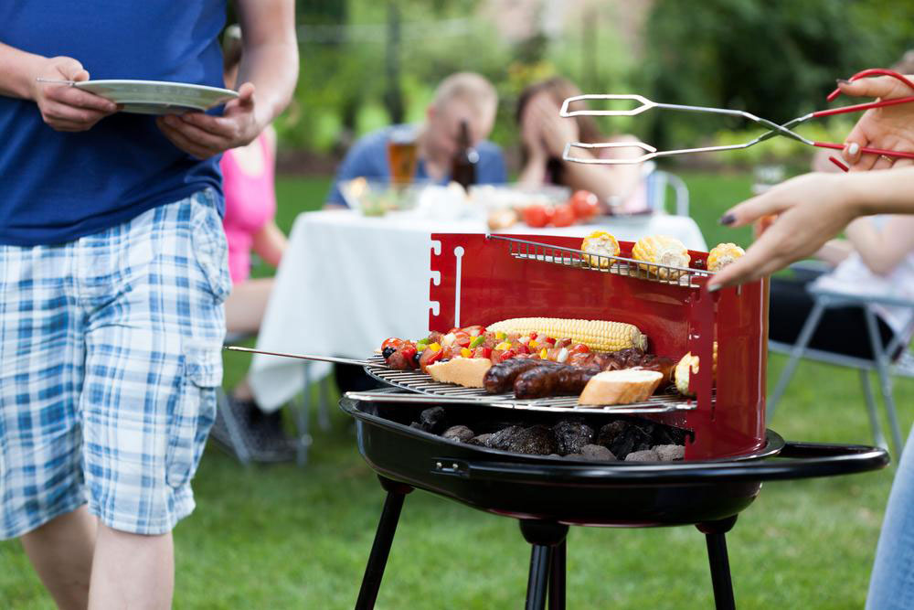 Advantages of Choosing a Natural Gas BBQ Grill for Your Outdoor Cooking