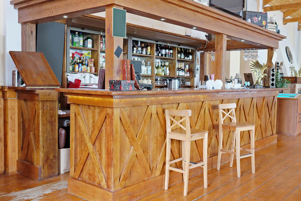 Enhance Your Kitchen with Stylish Outdoor Bar Stools