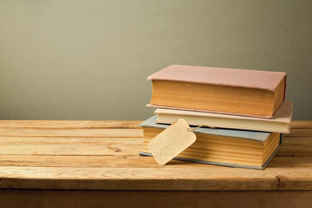 Top 5 Must-Read Investment Books for Aspiring Investors