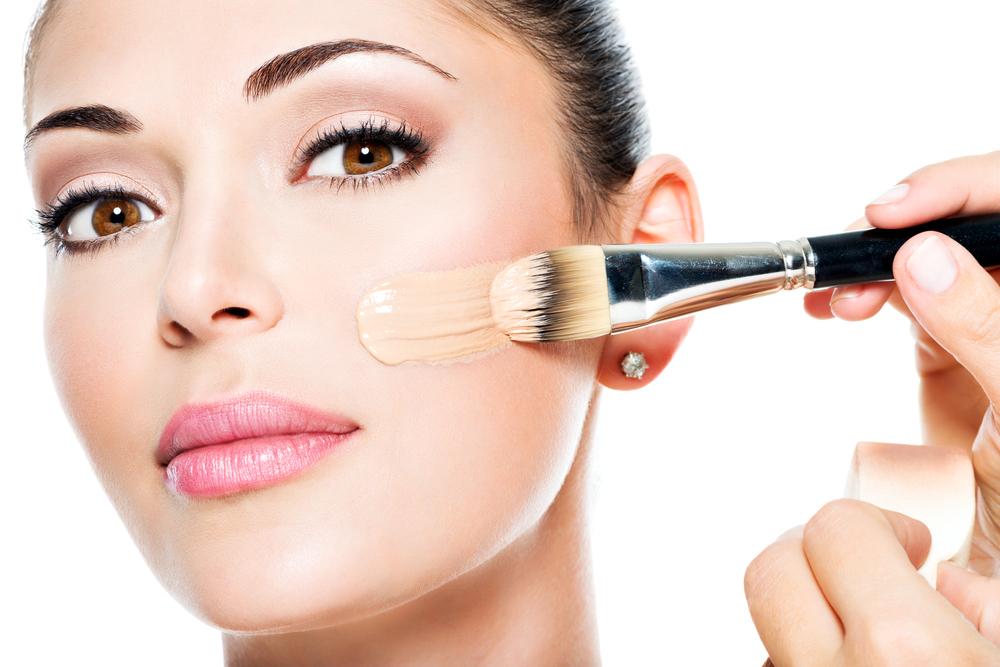 Top Foundations for Women Over 40: Enhancing Natural Beauty