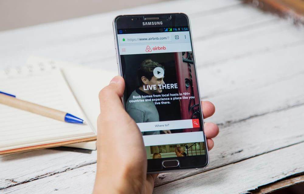 Why Samsung Smartphones Continue to Lead the Market: An In-Depth Analysis