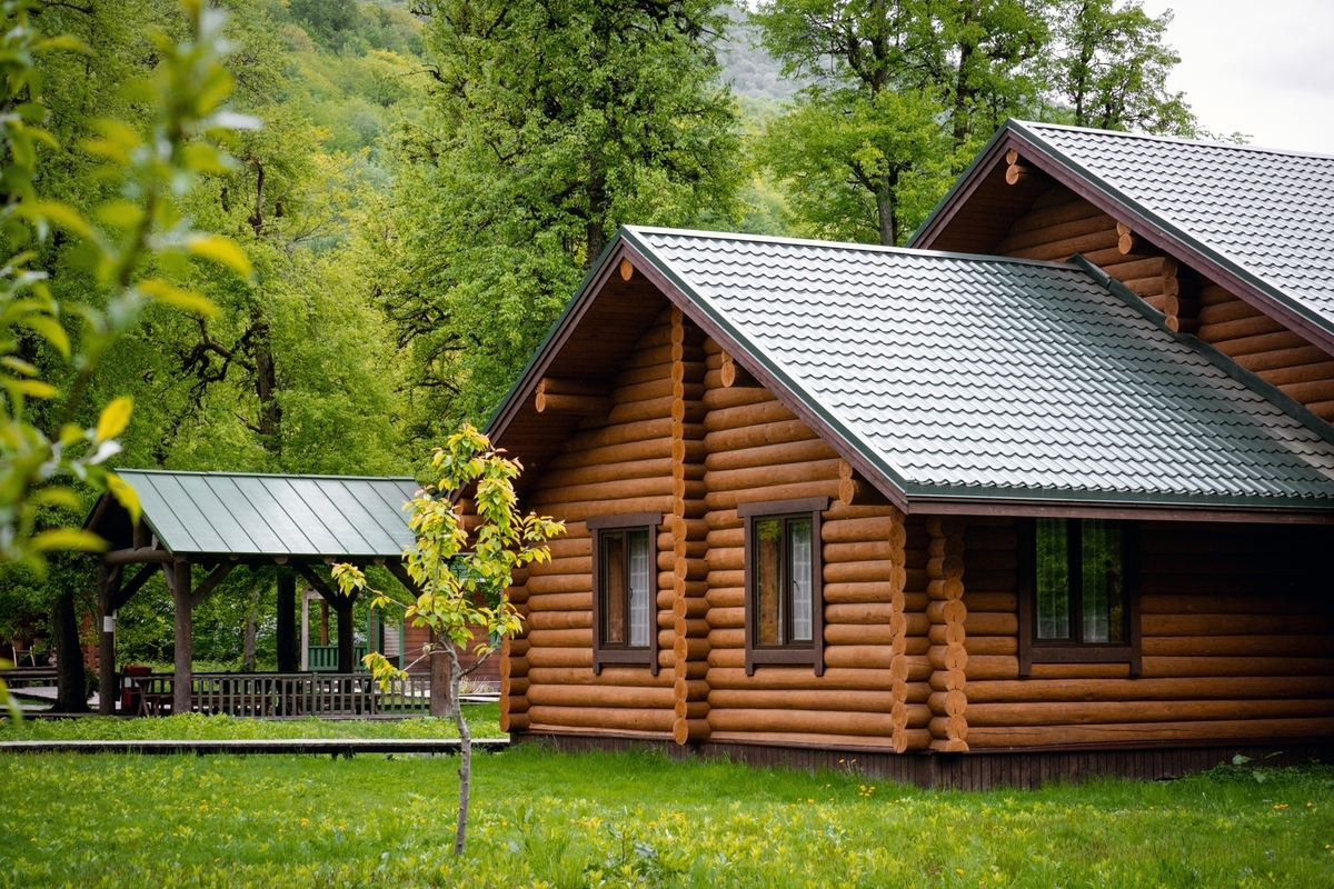 UK Wooden Home Market: Price Insights and Key Factors