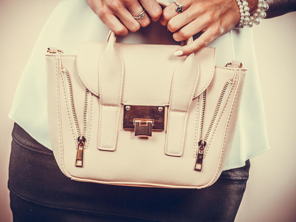 Affordable Luxury: Tips for Scoring Designer Handbags at Discounted Prices