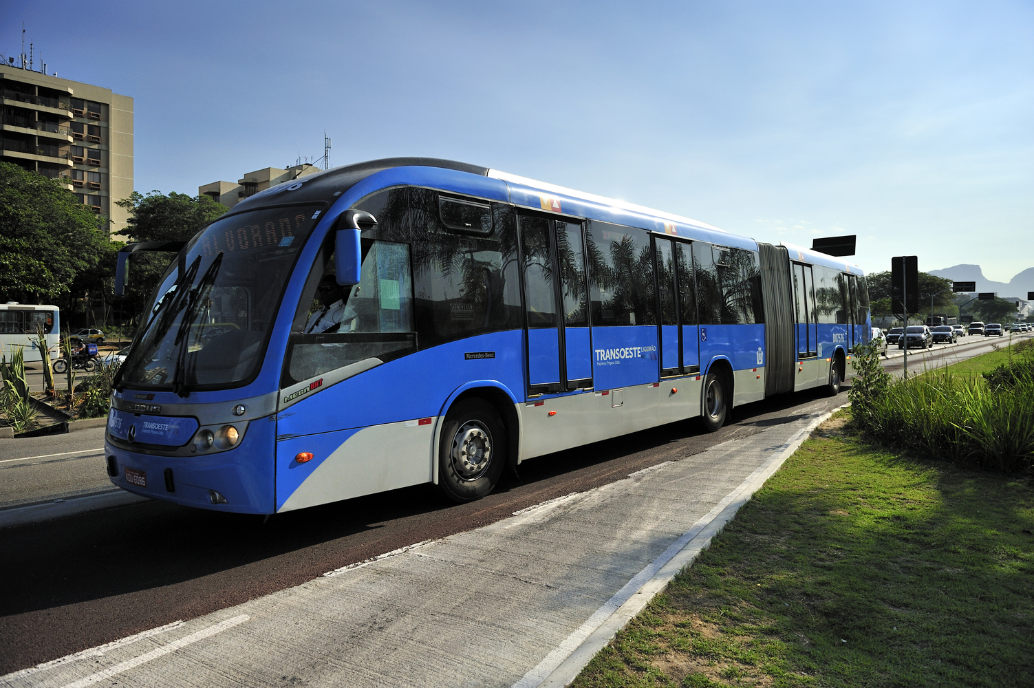 Guide to Renting a Charter Bus for Group Travel