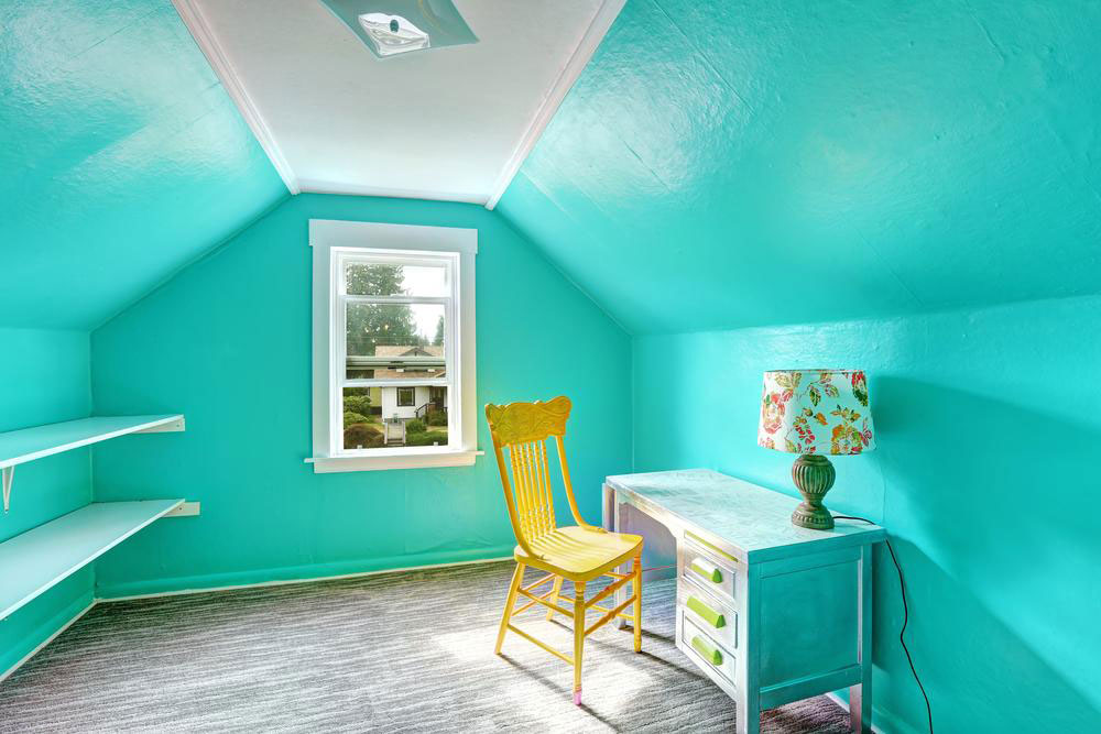 Advantages of Choosing Floor Lamps with Built-in Shelves