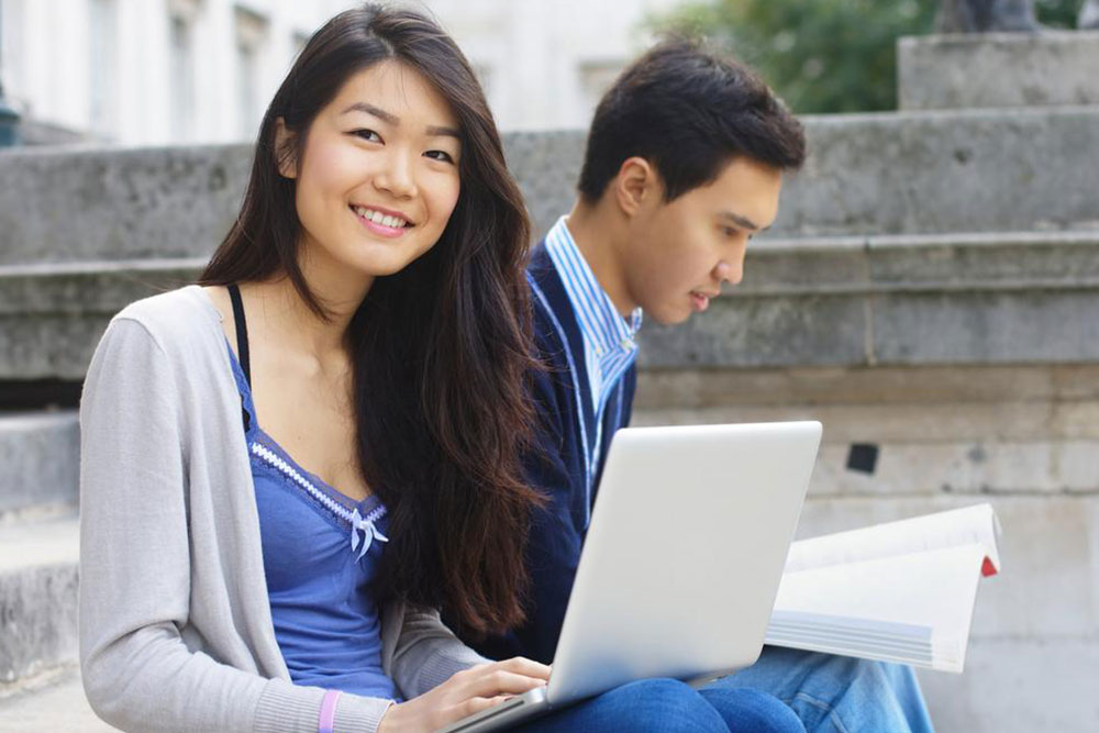 Advantages of Online Learning for Modern Students