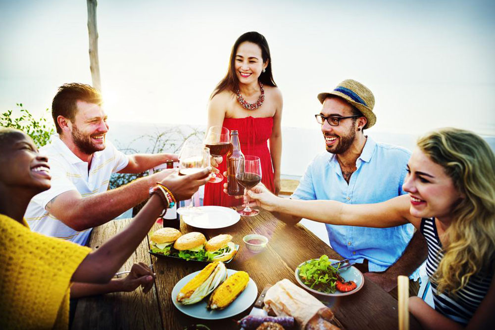 Ultimate Guide to Selecting Iconic Party Drinks