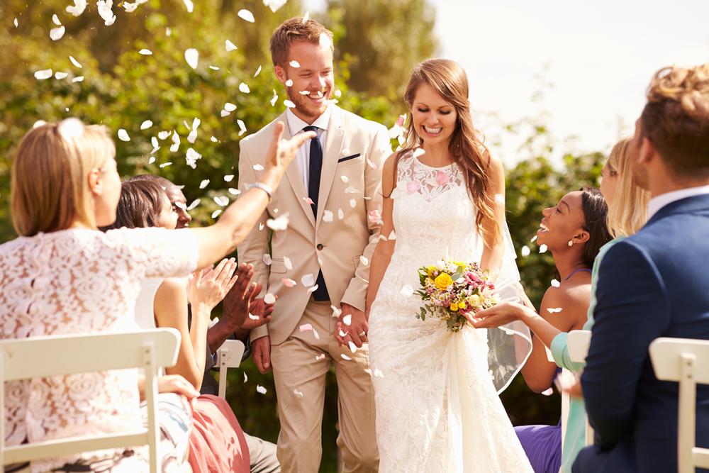 Benefits of Choosing Digital Invitations for Weddings