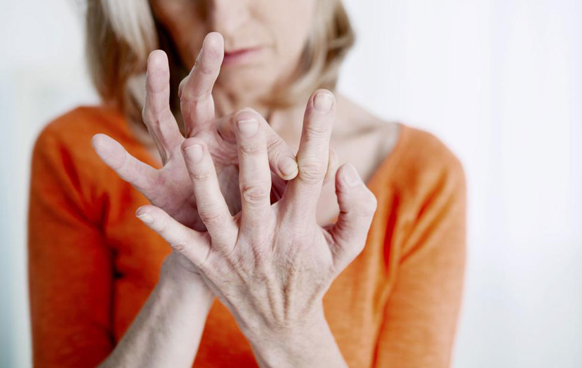 Identifying Key Signs of Rheumatoid Arthritis Early
