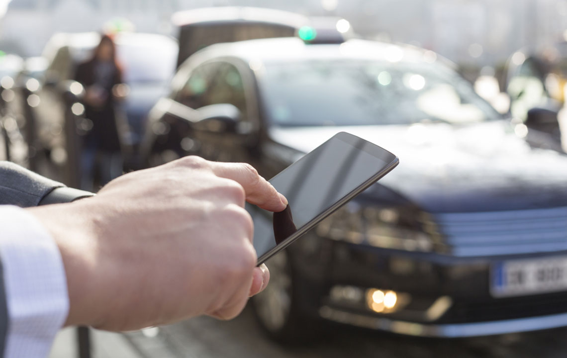 Maximize Savings with Smart Uber Ride Strategies
