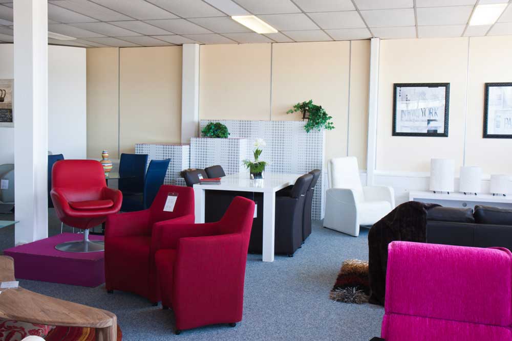 Ultimate Guide to Finding and Selling Quality Used Furniture at The Dump Luxe Furniture Outlet