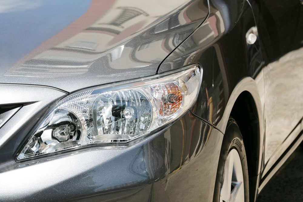 Advantages of Choosing a Mid-Size Vehicle for Your Needs