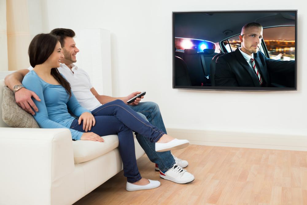 Guide to Selecting the Perfect HDTV for Your Living Room