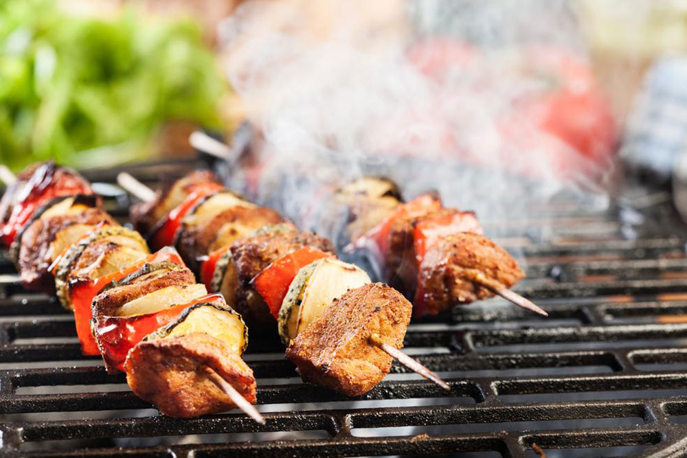 Advantages of Choosing Natural Gas Grills for Barbecues