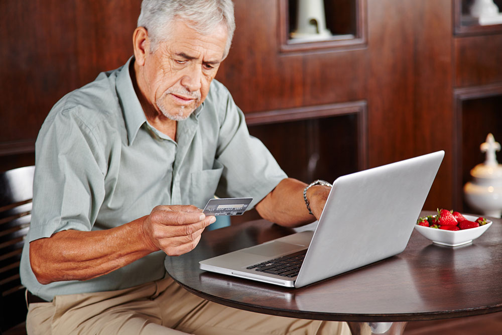 Top 8 Credit Cards Designed for Seniors and Their Advantages